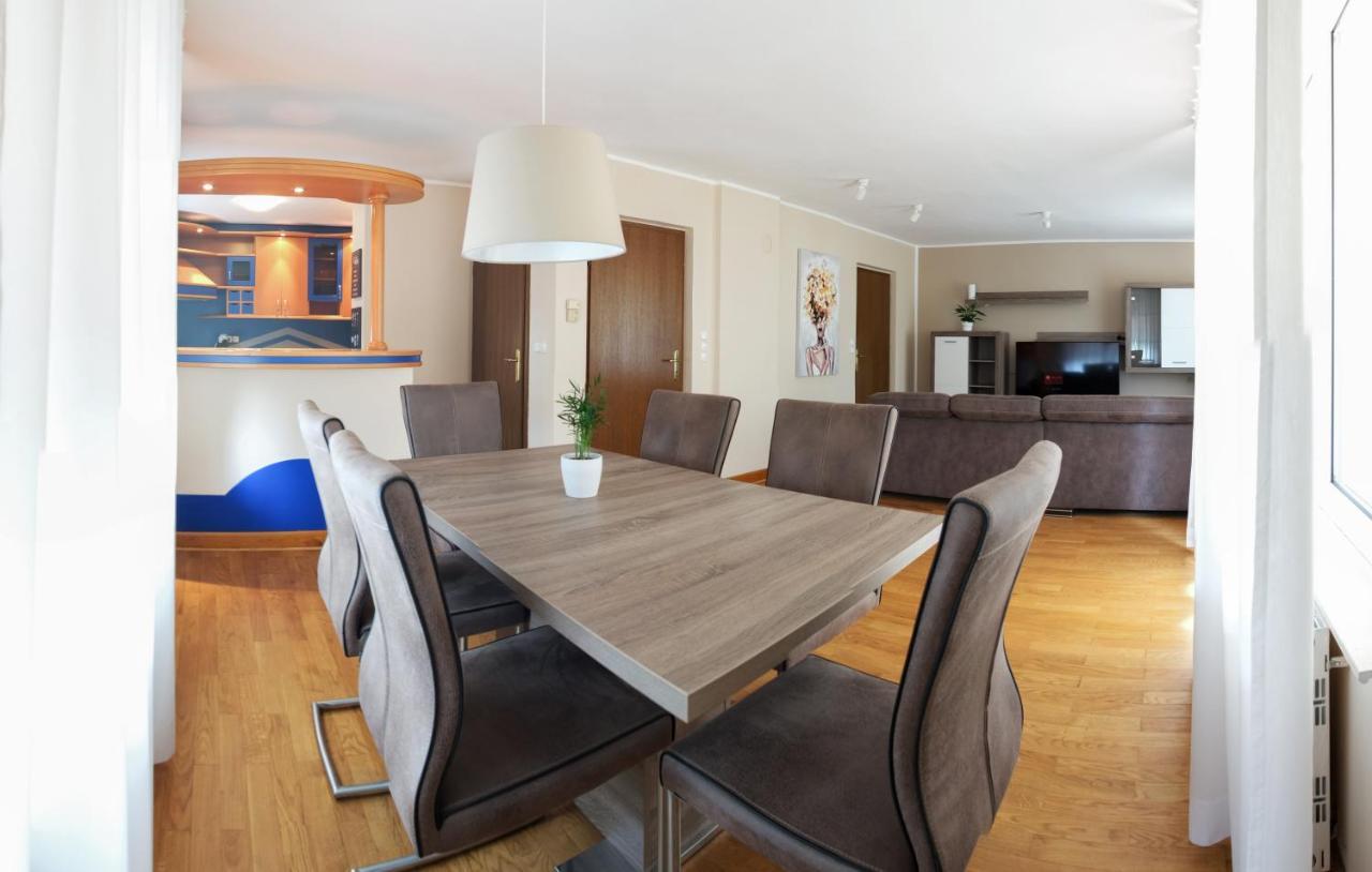 M16 Spacious And Bright Apartment Λιουμπλιάνα Εξωτερικό φωτογραφία