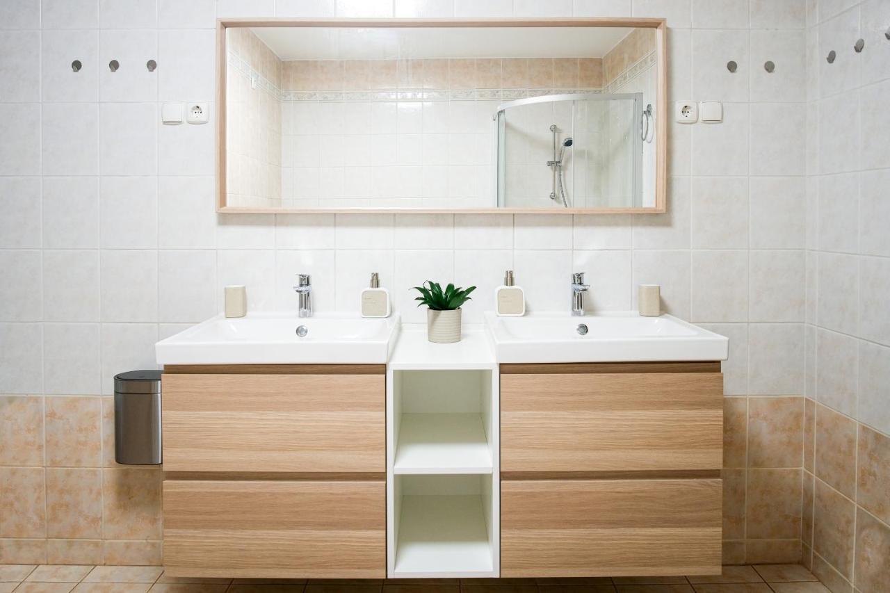 M16 Spacious And Bright Apartment Λιουμπλιάνα Εξωτερικό φωτογραφία